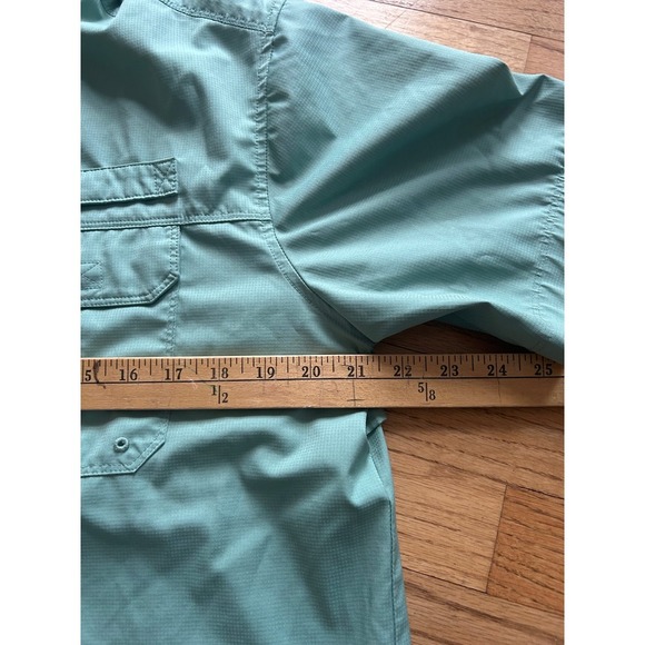 Lot of 2 LB Tech Fishing Shirt Short Sleeve Button Down Outdoor Camp Mens Medium - Picture 7 of 10